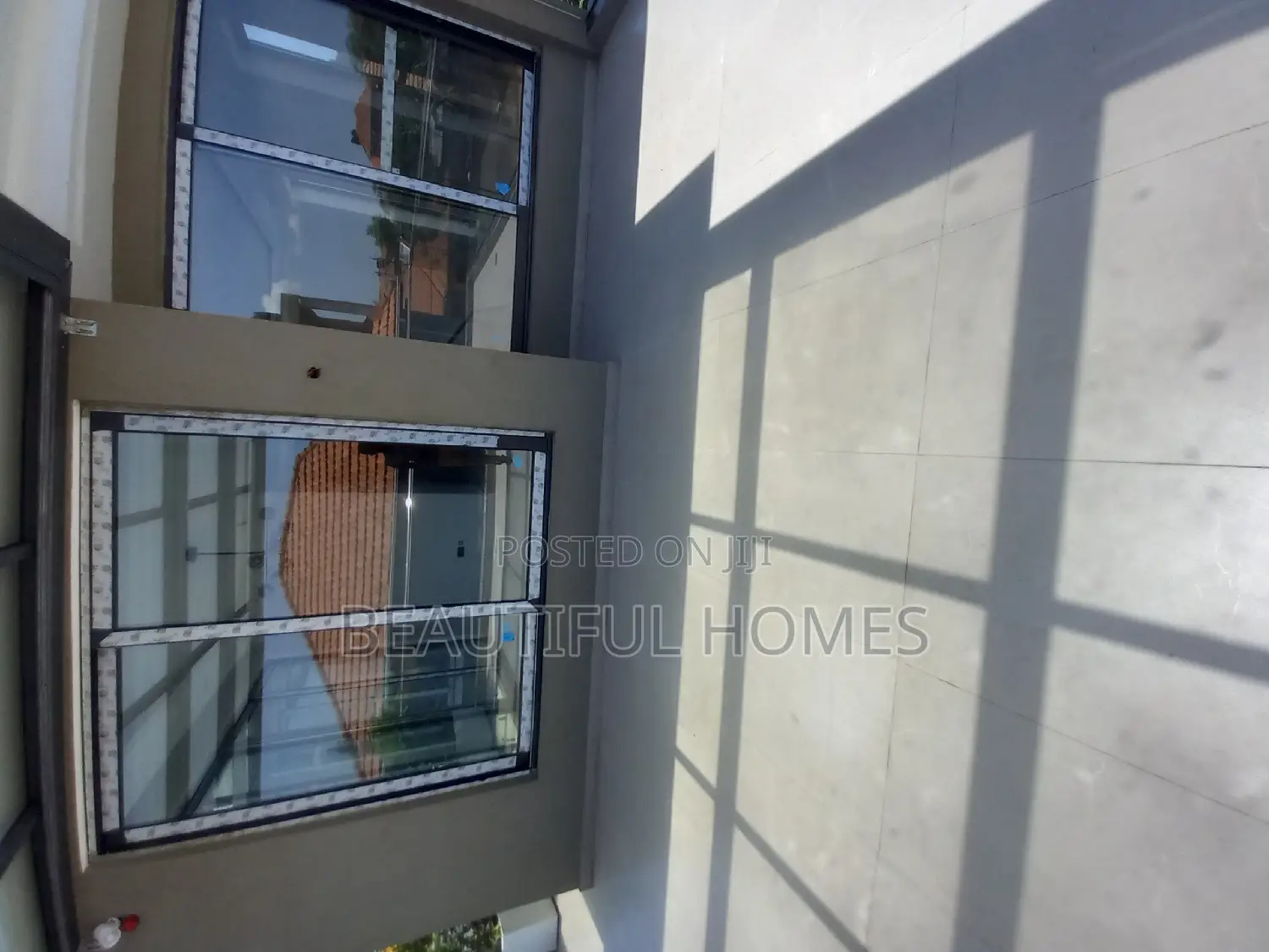Furnished 6bdrm Mansion in Kyanja, Central Division for sale