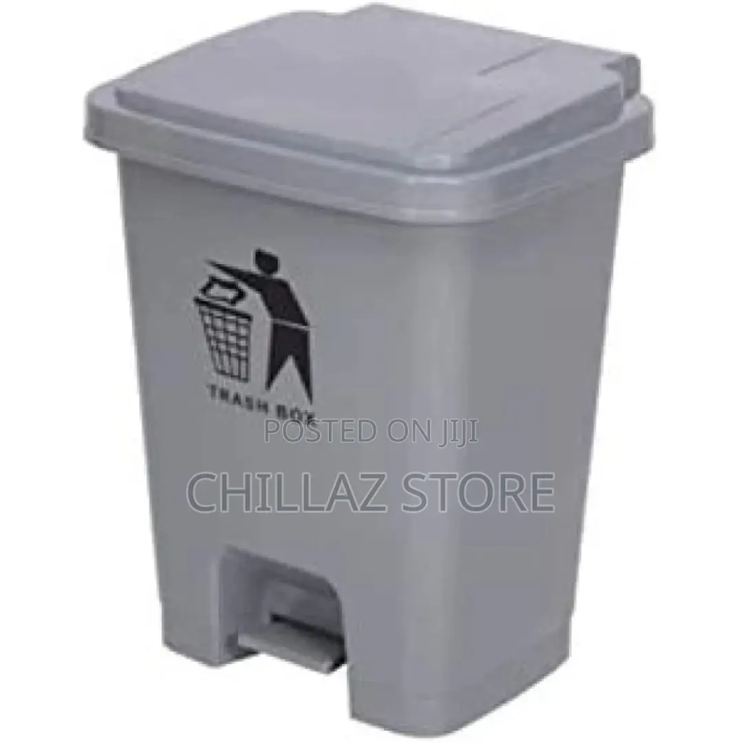 DEL UK 30L Step-on / Foot Pedal Waste Bin- Grey