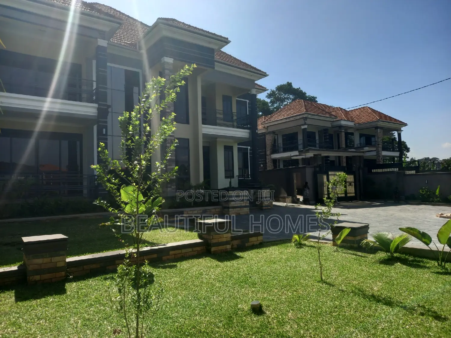 Furnished 7bdrm Mansion in Kisaasi All Tarmack, Nakawa for sale