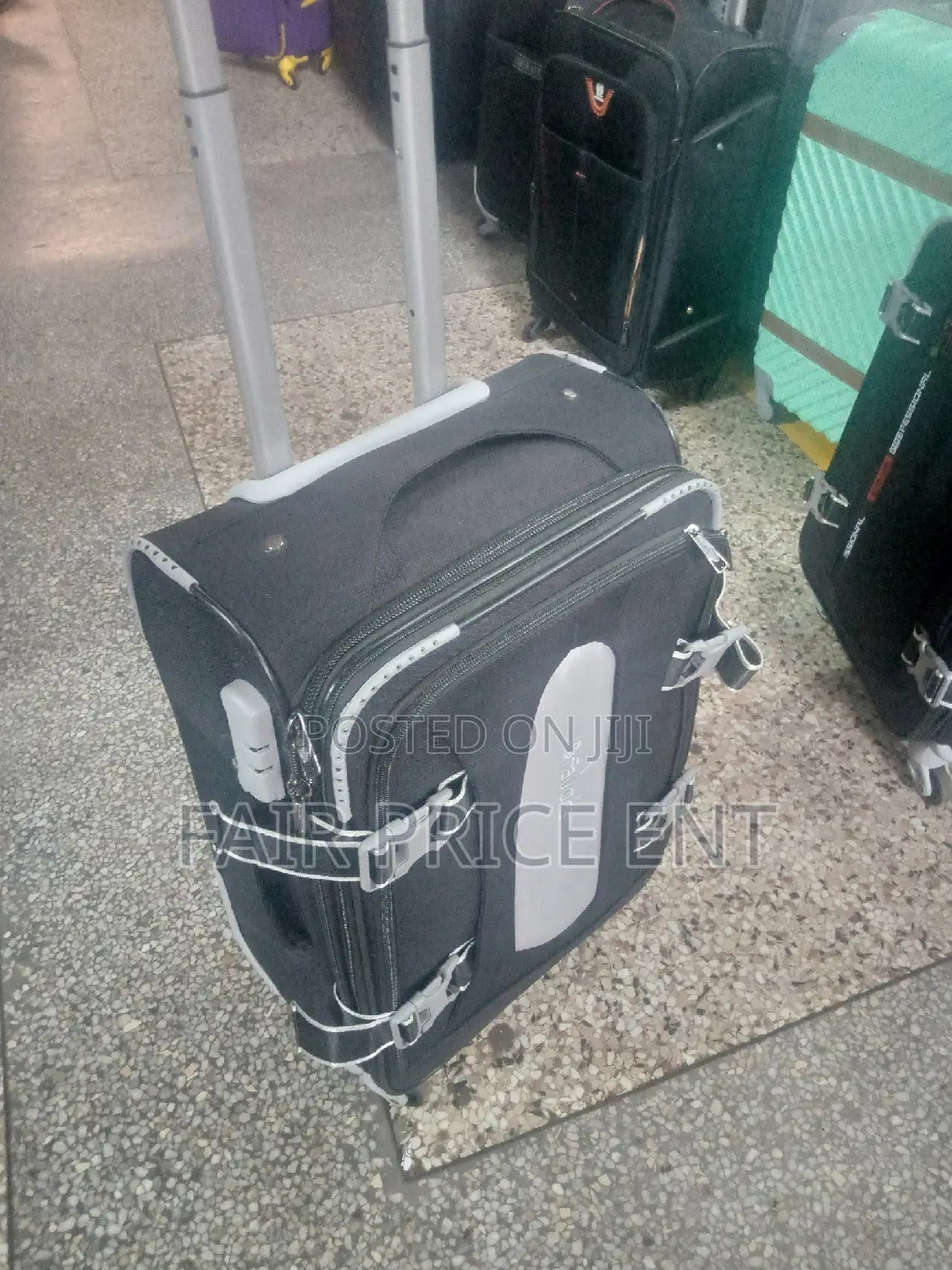 Original Cloth Four Wheel D Favors Suitcases.Small.( Black)
