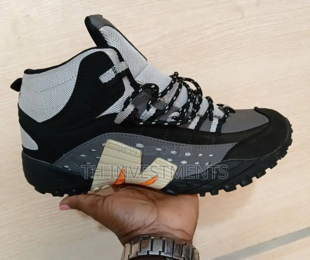 Mens Sneakers.