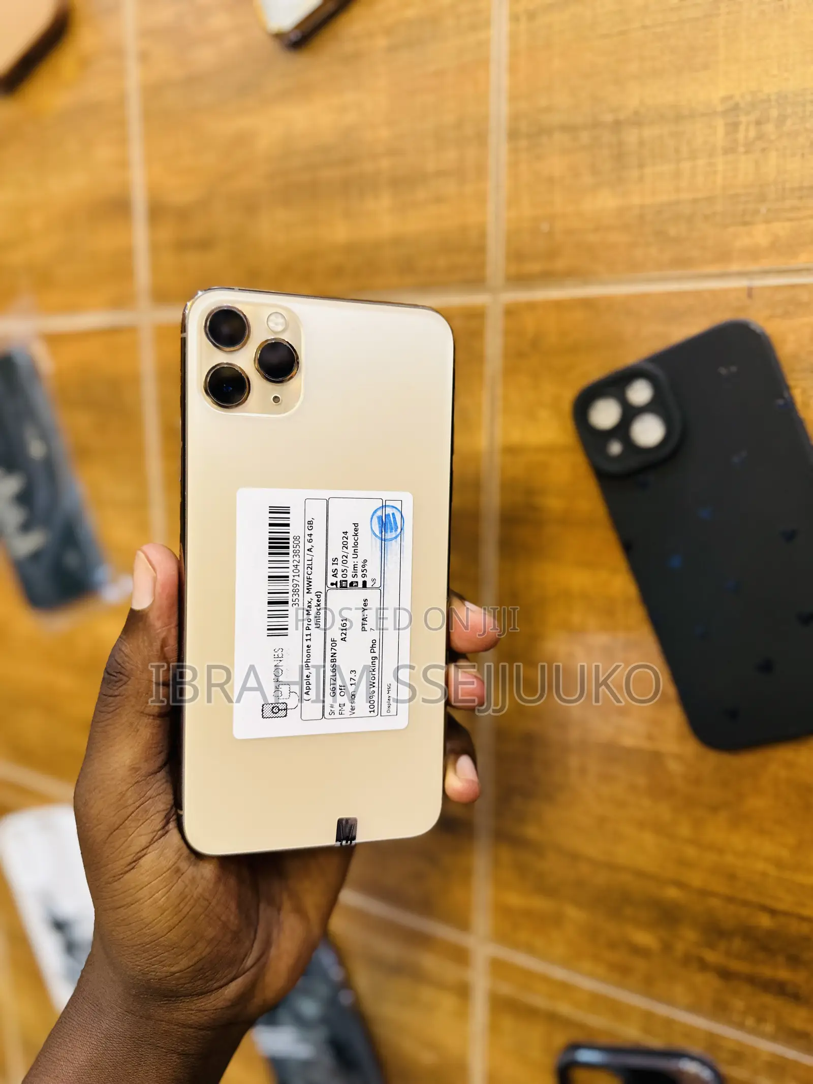 Apple iPhone 11 Pro Max 64 GB Gold