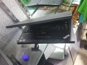 Laptop Lenovo ThinkPad T420 4GB Intel Core I5 HDD 320GB