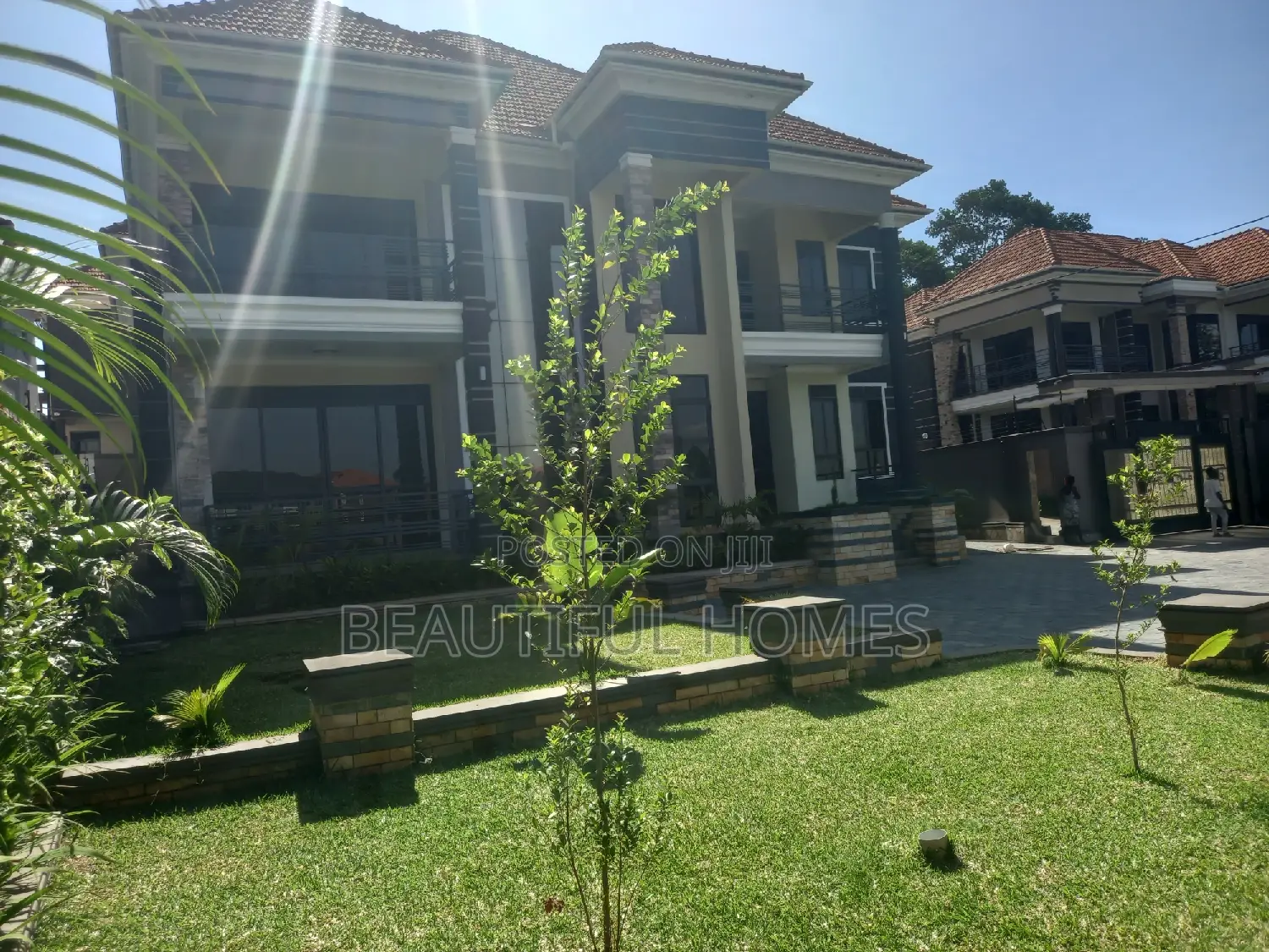 Furnished 7bdrm House in Kisaasi, Nakawa for sale