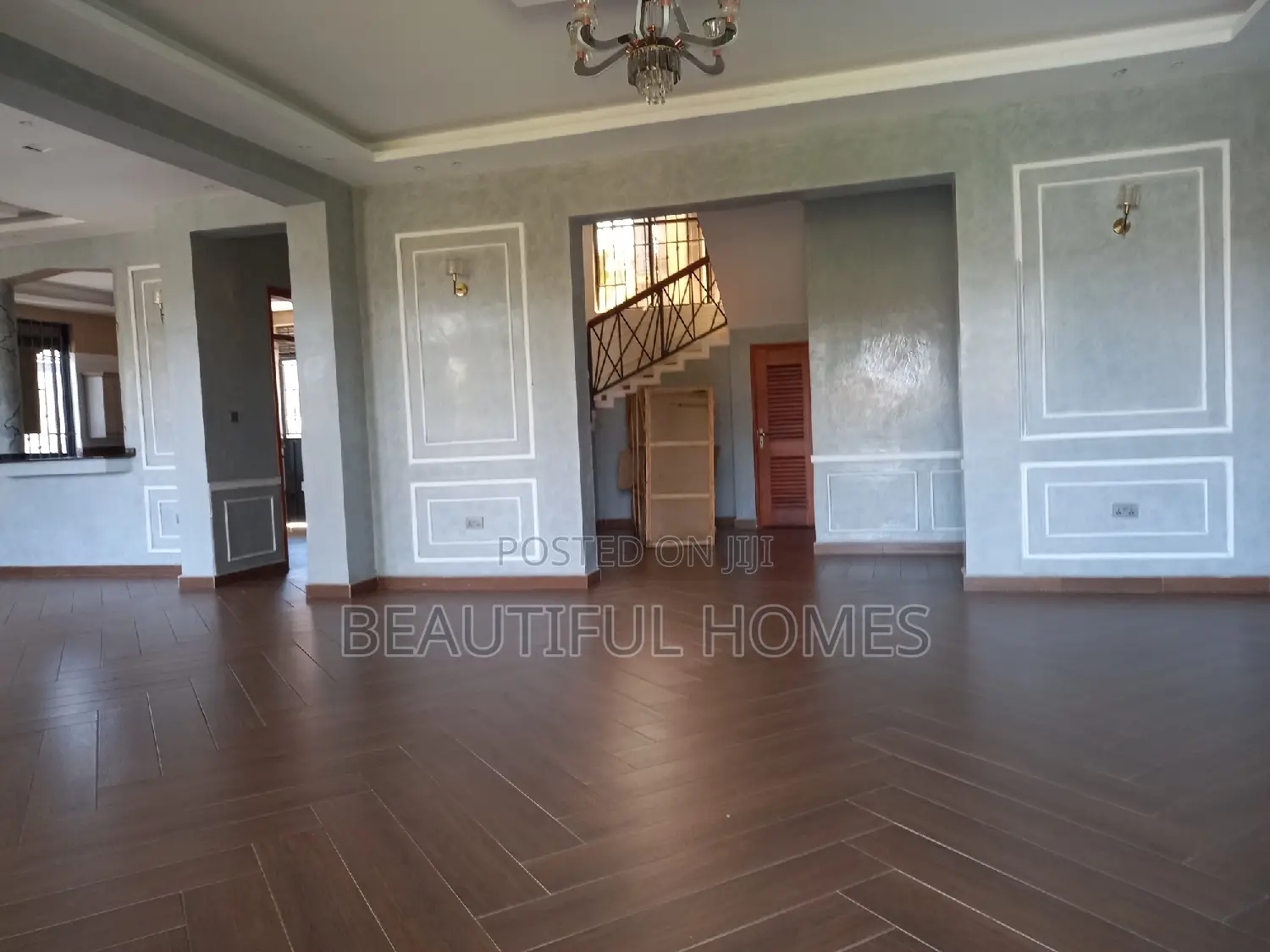 Furnished 7bdrm House in Kisaasi, Nakawa for sale