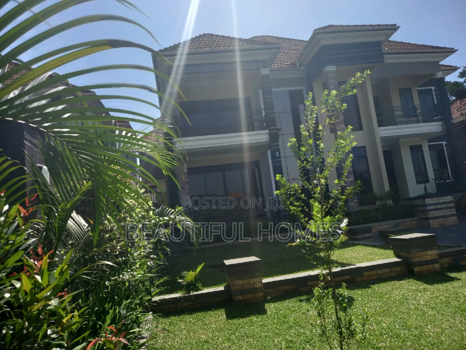 Furnished 7bdrm Mansion in Kisaasi, Nakawa for sale