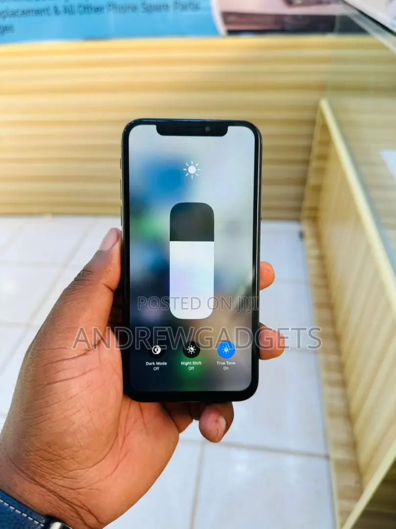 Apple iPhone X 64 GB Black