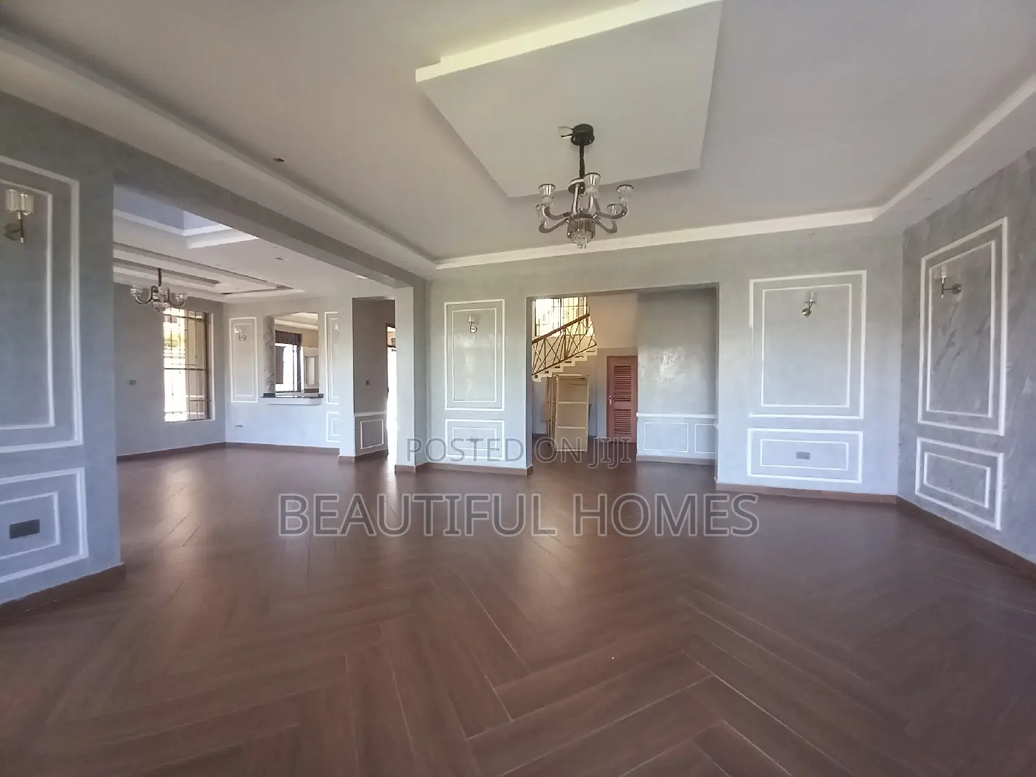 Furnished 7bdrm Mansion in Kisaasi, Central Division for sale