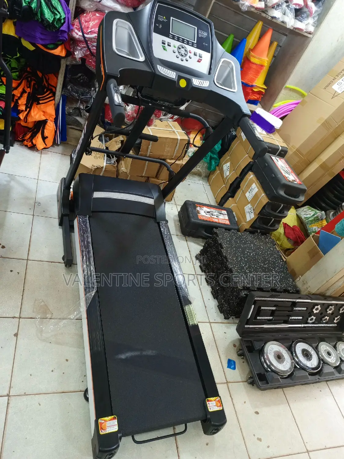 Treadmill Running Machine With Sports and System Part Masage