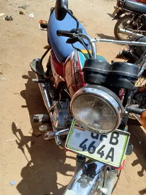 Bajaj Boxer 2021 Red