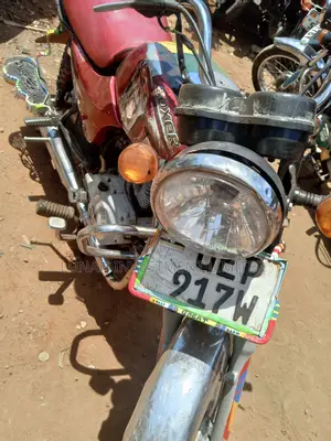 Bajaj Boxer 2020 Red