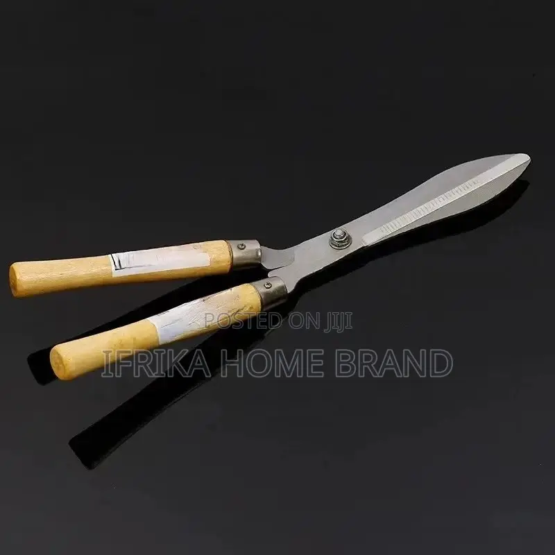 Wooden Handle Garden Shear Hedges Grass Shrubs Branch Cutter