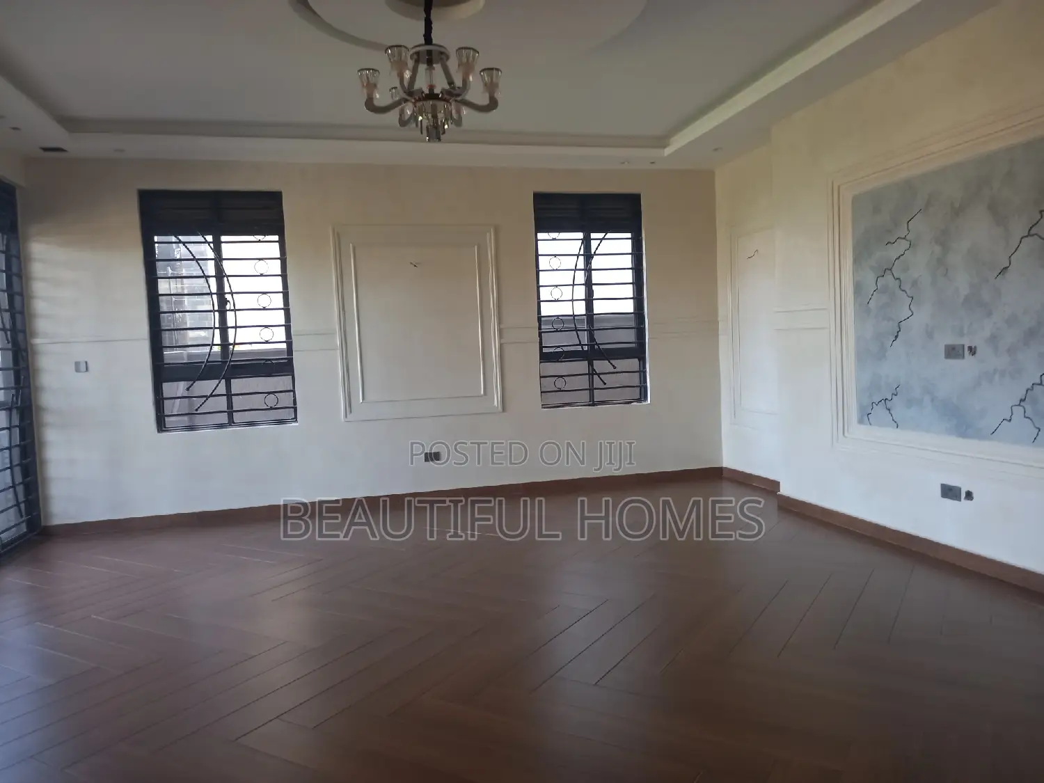 Furnished 7bdrm House in Kisaasi, Central Division for sale