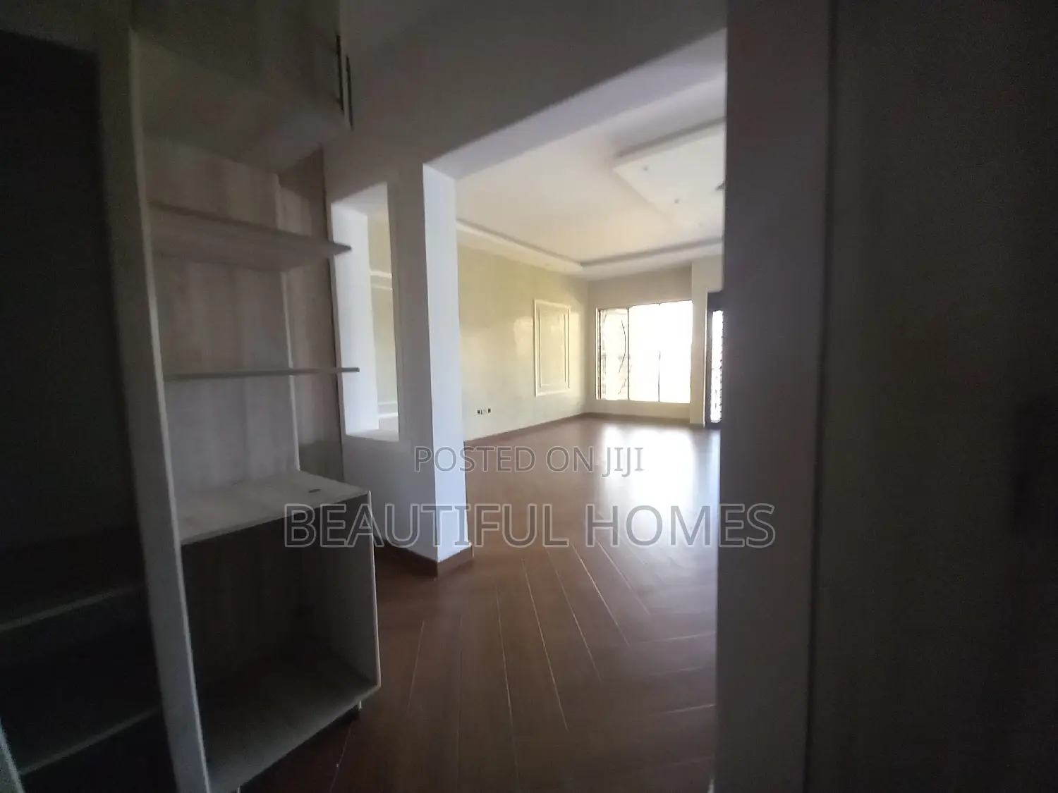 Furnished 7bdrm Mansion in Kisaasi, Central Division for sale