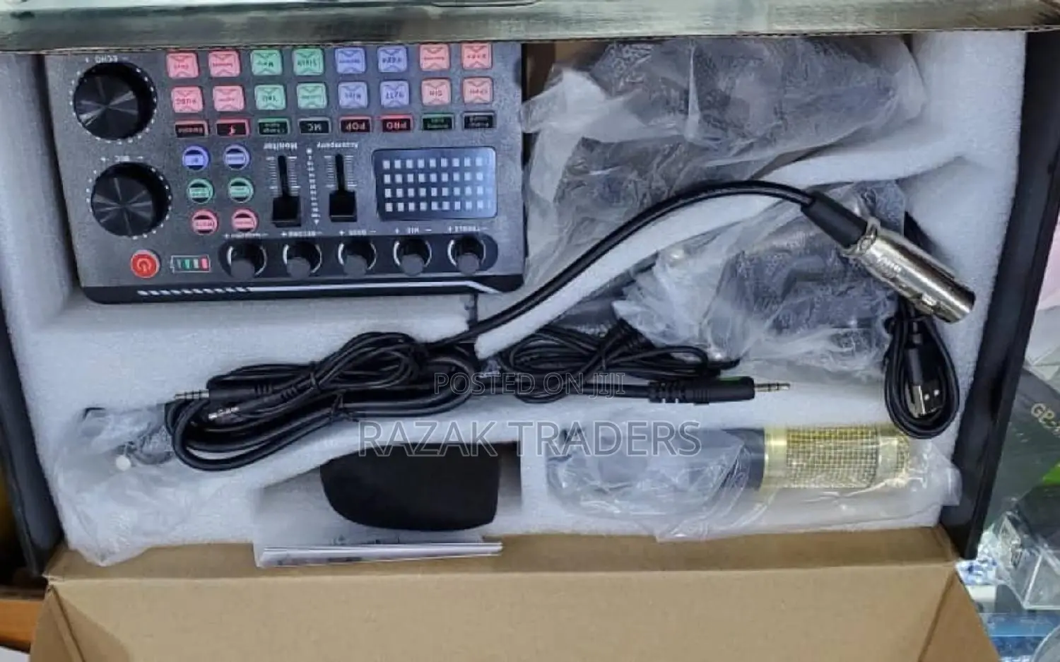 Podcast Equipment Bundle, Sound Card