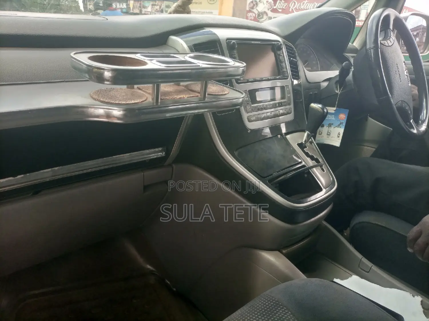 Toyota Alphard 2004 Silver