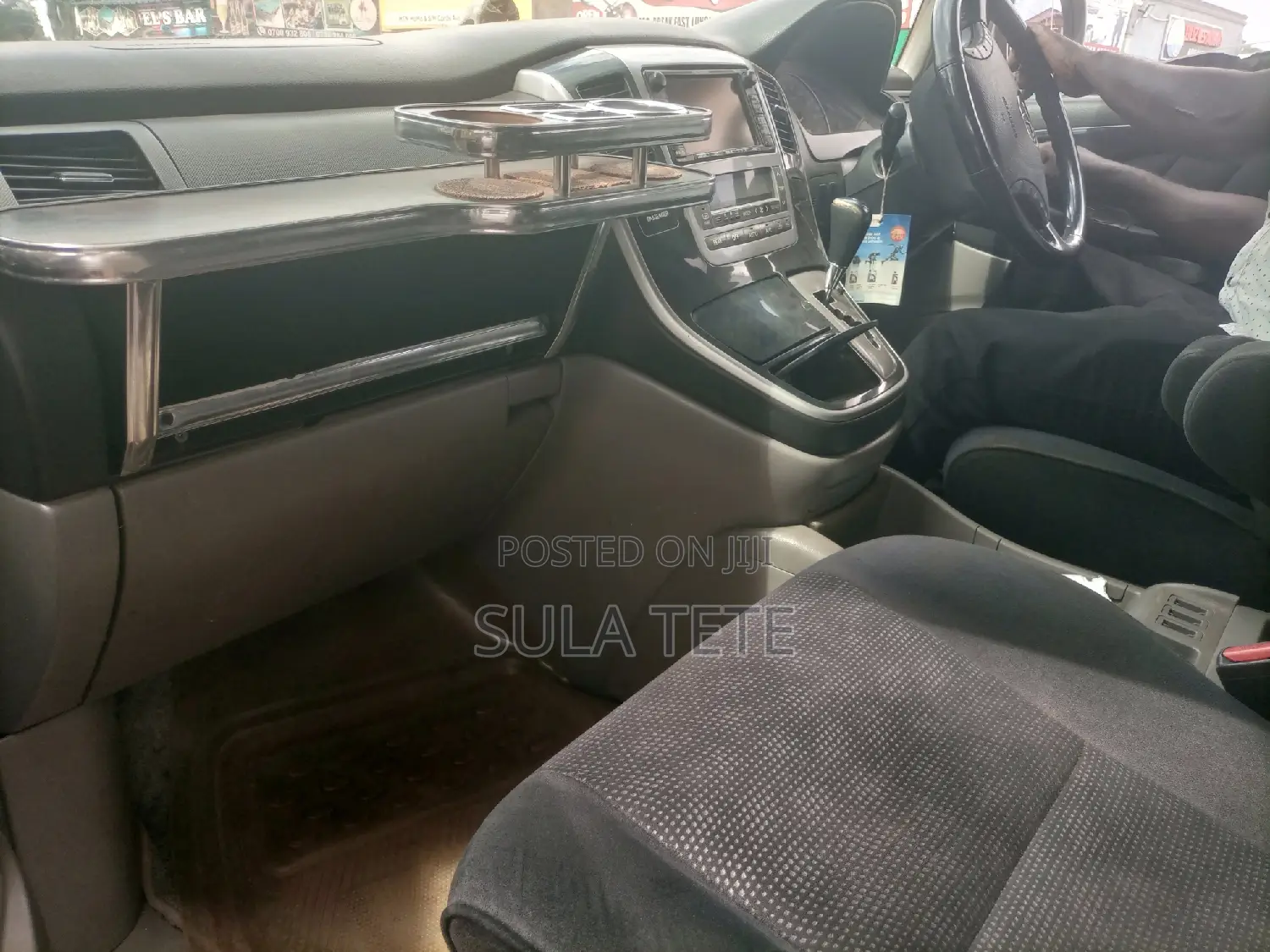 Toyota Alphard 2004 Silver