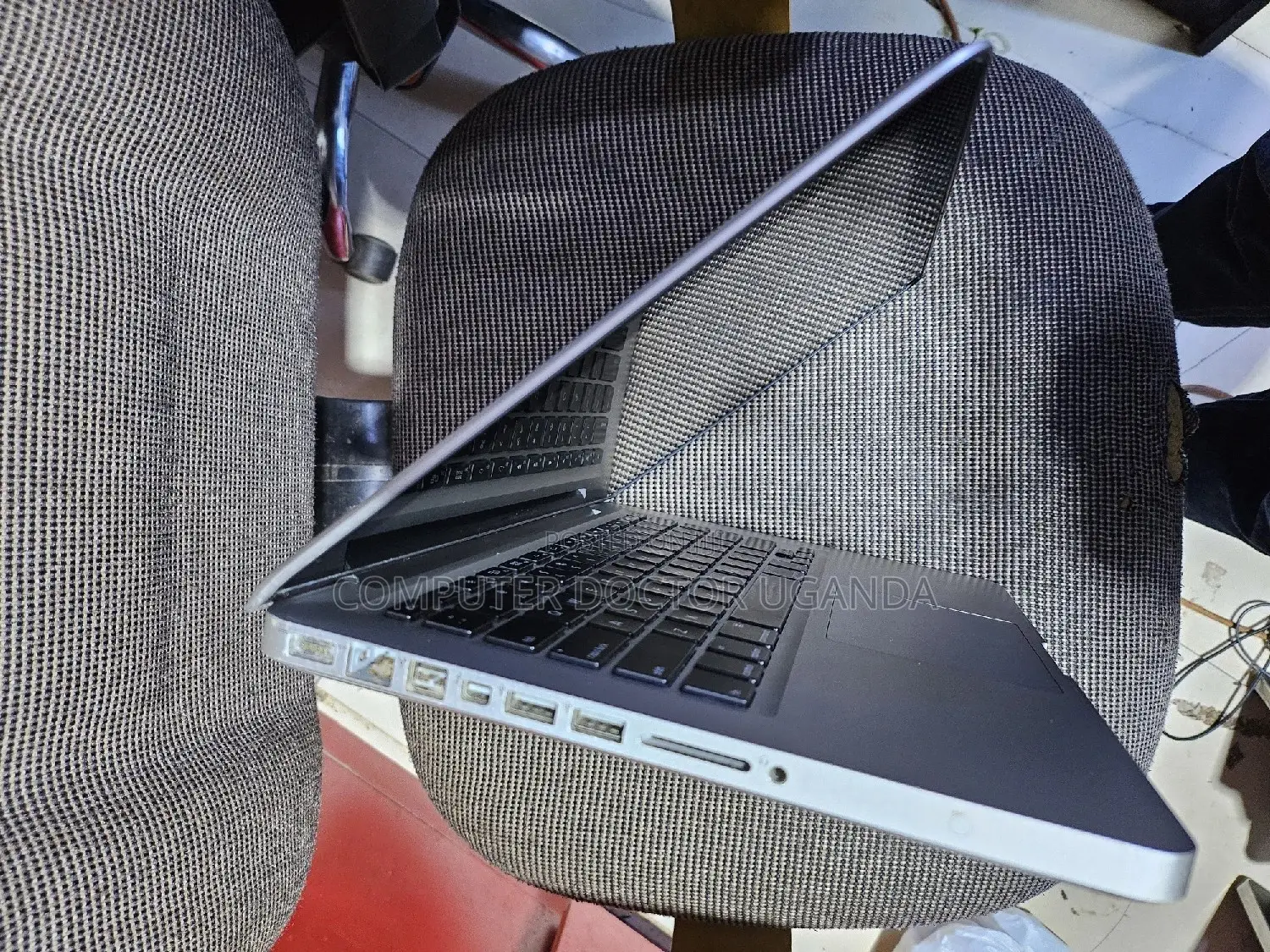 Laptop Apple MacBook 2012 6GB Intel Core I5 SSD 256GB