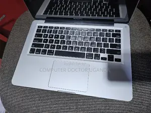 Laptop Apple MacBook 2012 6GB Intel Core I5 SSD 256GB