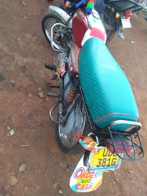 Bajaj Boxer 2024 Red