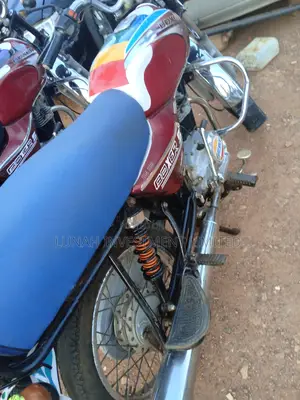 Bajaj Boxer 2022 Red