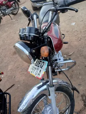 Bajaj Boxer 2022 Red