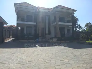 Furnished 7bdrm Duplex in Kisaasi, Nakawa for sale