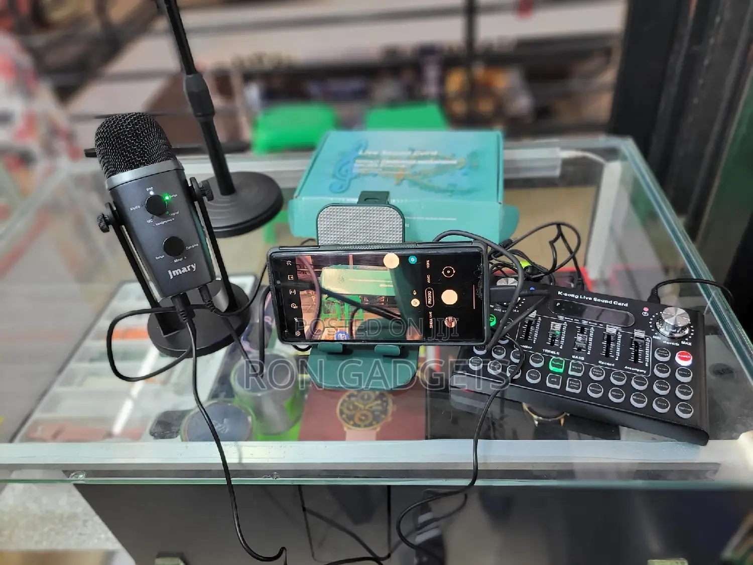 Live Studio Equipment (Soundcard +Pw10 Mic)