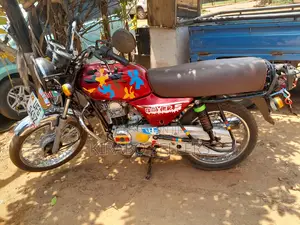 Bajaj Boxer 100 2023 Red