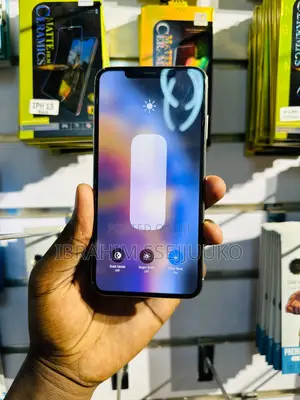 Apple iPhone XS Max 256 GB White