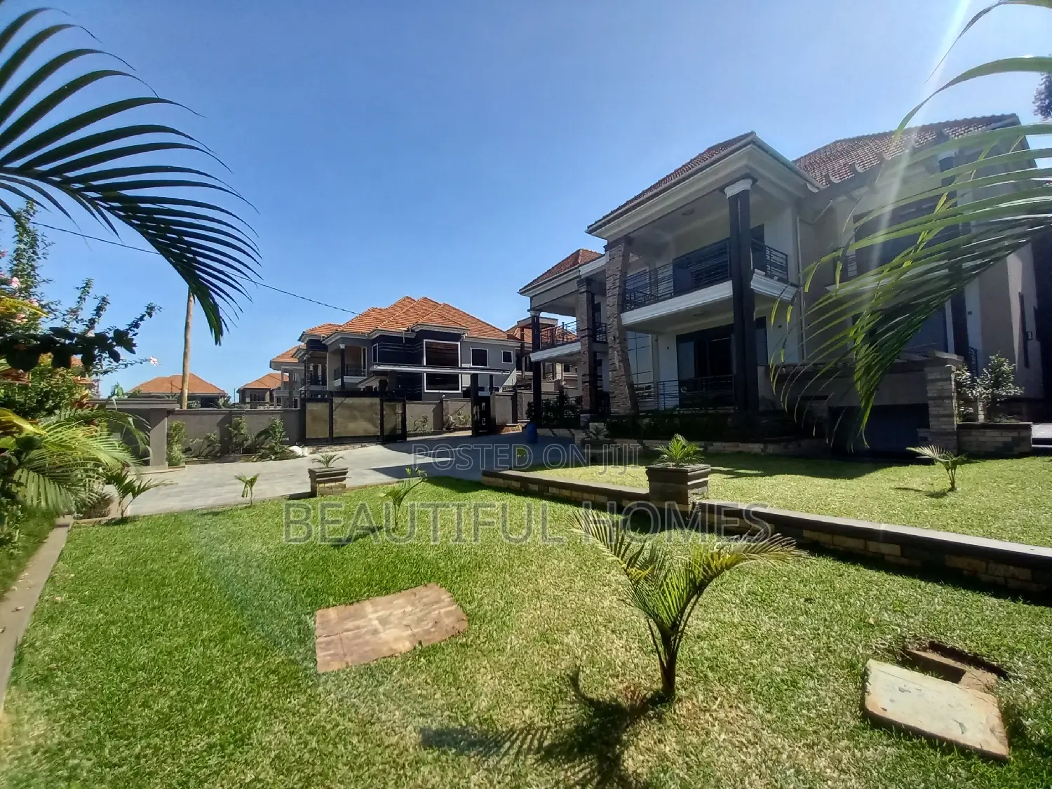 Furnished 7bdrm Mansion in Kisaasi, Central Division for sale