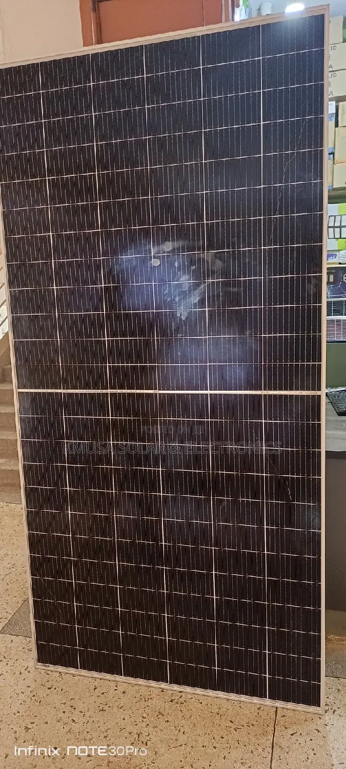 585 Solar Panel