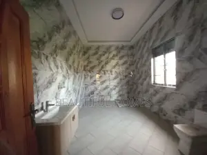 Furnished 7bdrm Duplex in Kisaasi Tarmack, Nakawa for sale