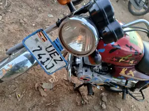 Bajaj Chetak 100 2023 Red