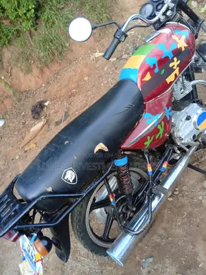 Bajaj Chetak 100 2023 Red