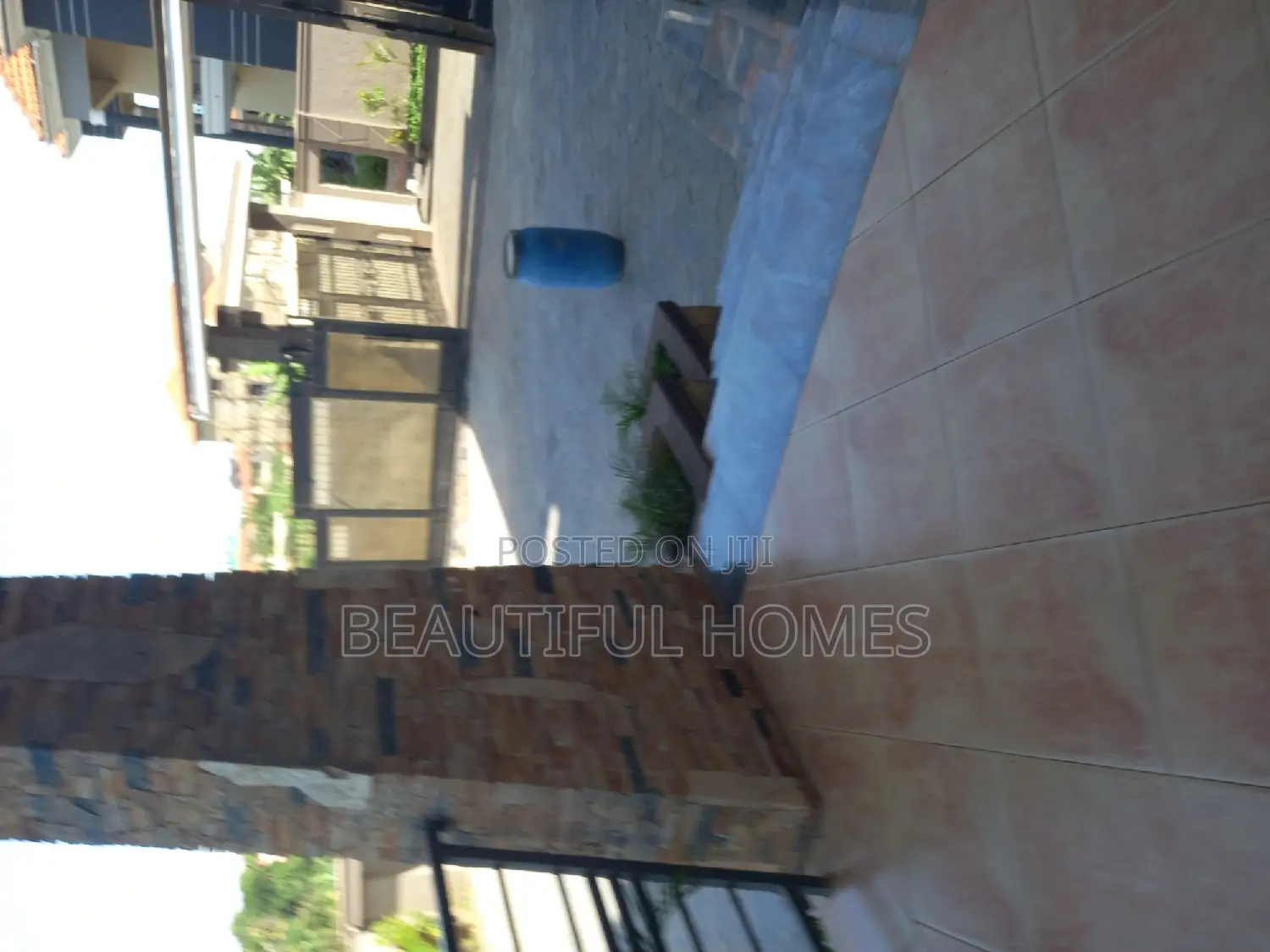 Furnished 7bdrm House in Kisaasi Rich Estate, Nakawa for sale