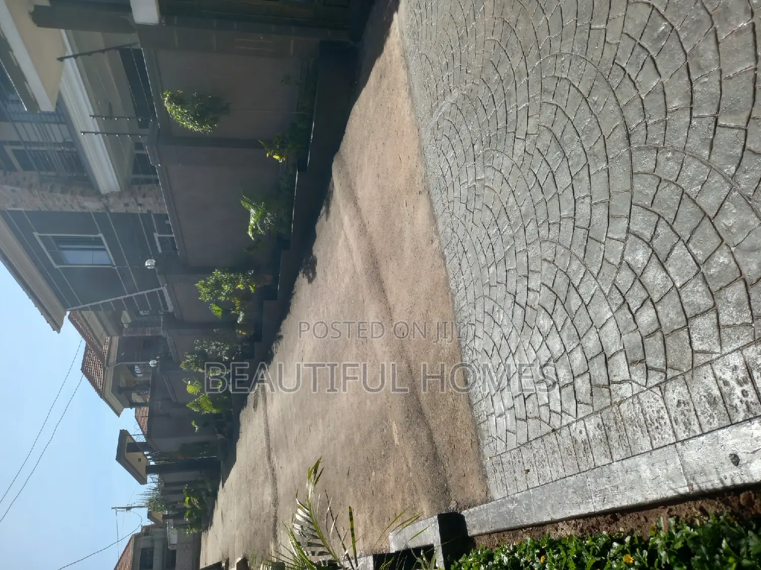 Furnished 7bdrm House in Kisaasi Rich Estate, Nakawa for sale
