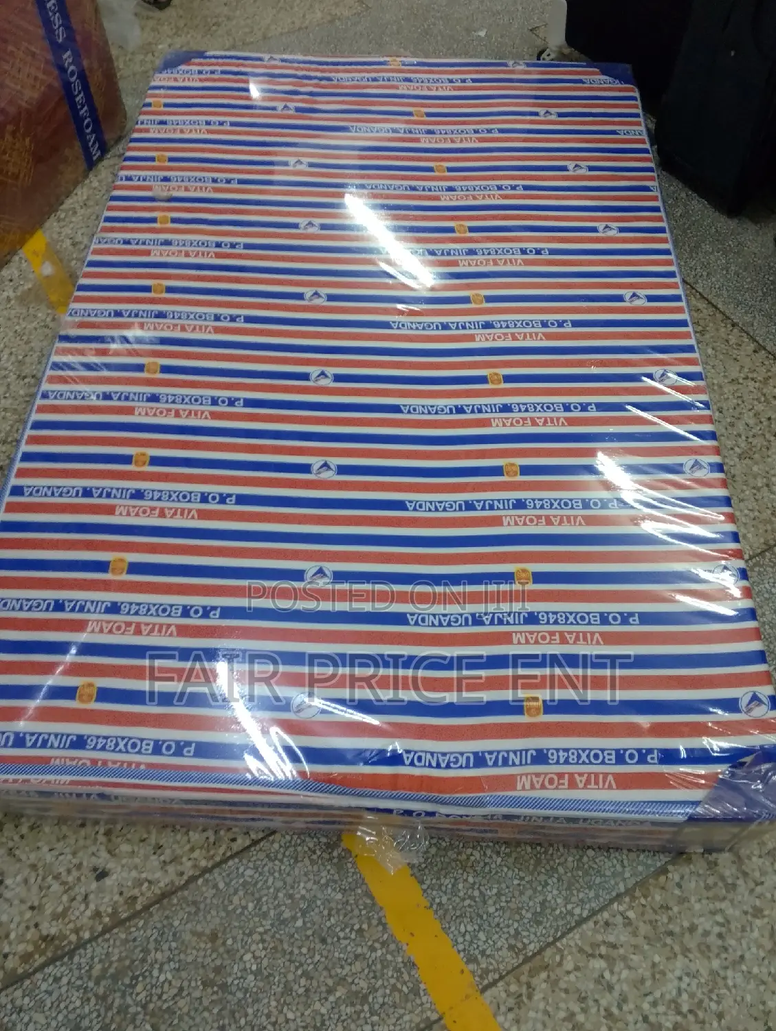 Vitafoam Mattress Sealed Cover.4*6*6inches( Blue)