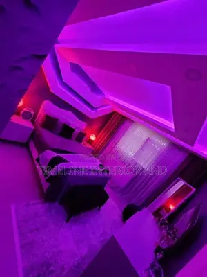 Flashing Bedroom Gypsum Ceiling.
