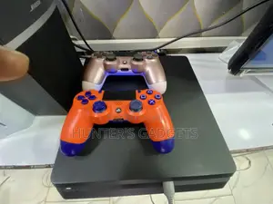 Sony Playstation 4 Slim Chipped With More Than 10games 1tb