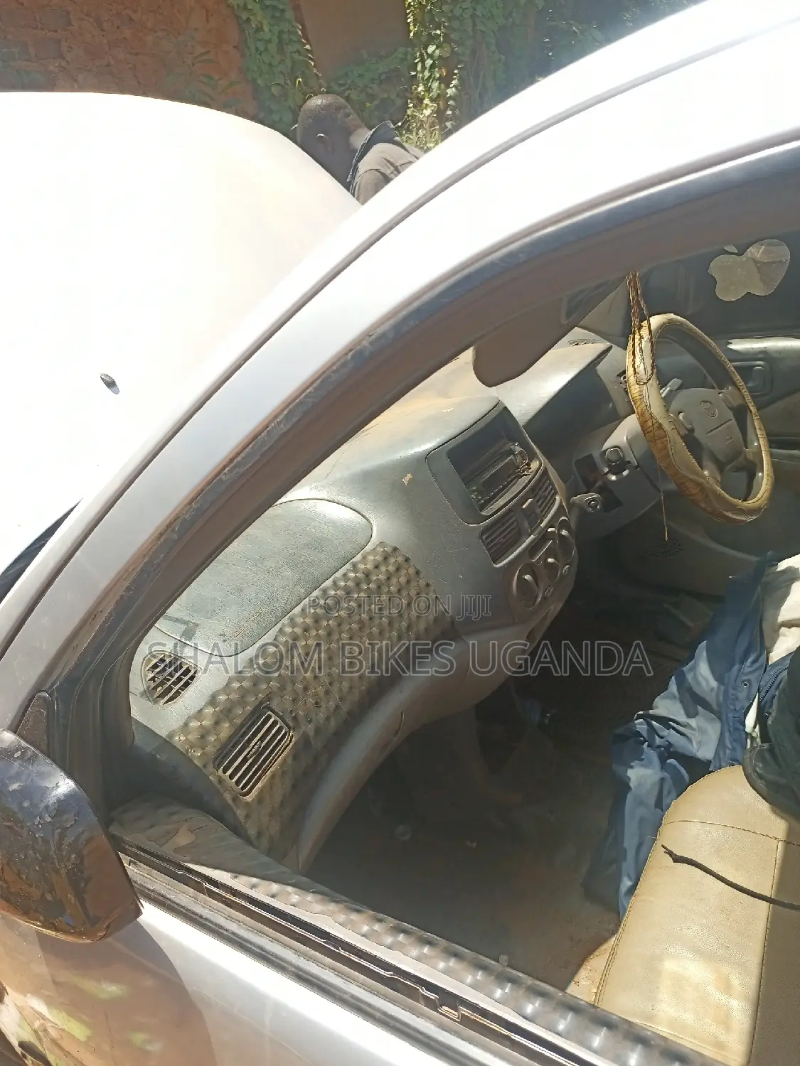 Toyota Raum 2004 Silver