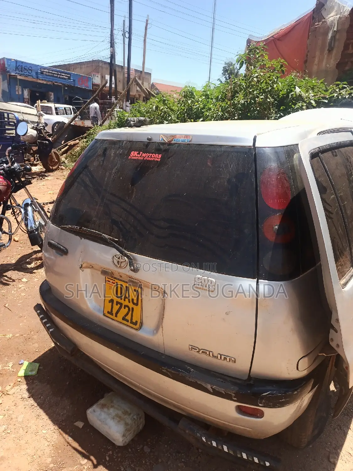 Toyota Raum 2004 Silver