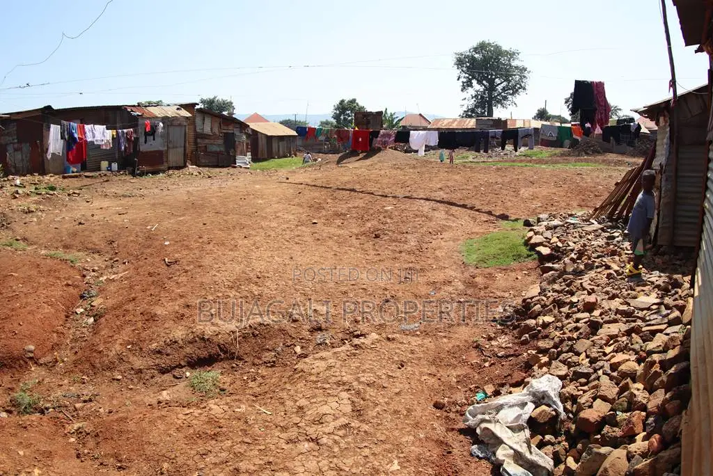 50ft X 100ft Lake View Prime Titled Plots for Sale in Jinja
