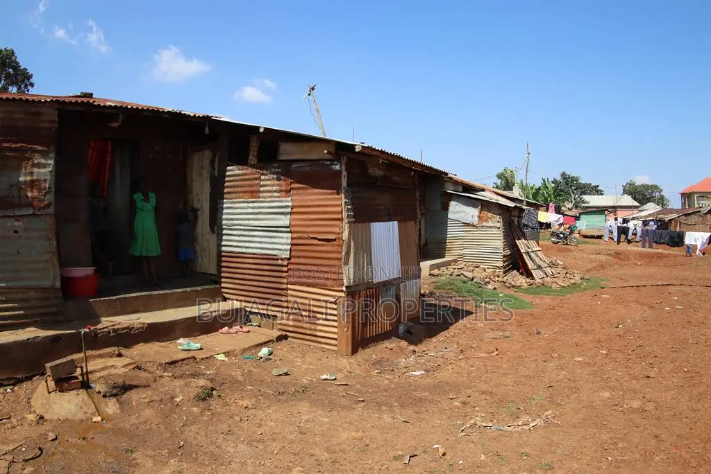 50ft X 100ft Lake View Prime Titled Plots for Sale in Jinja