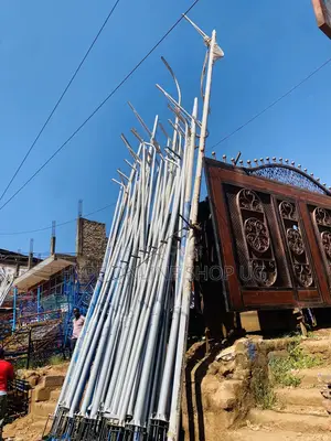 Big Solar Lights Poles Ug