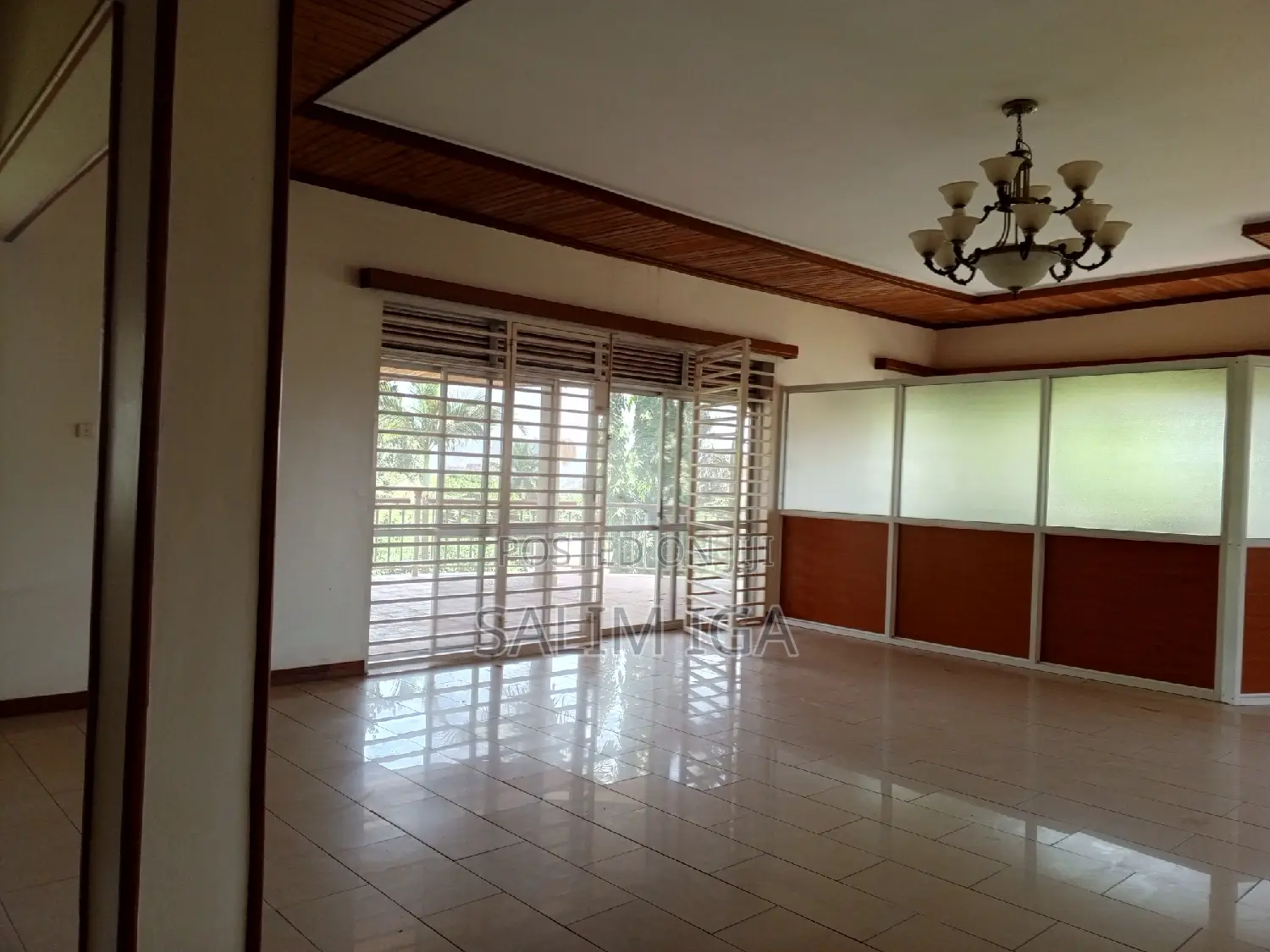 5bdrm Maisonette in Kololo Property, Central Division for rent