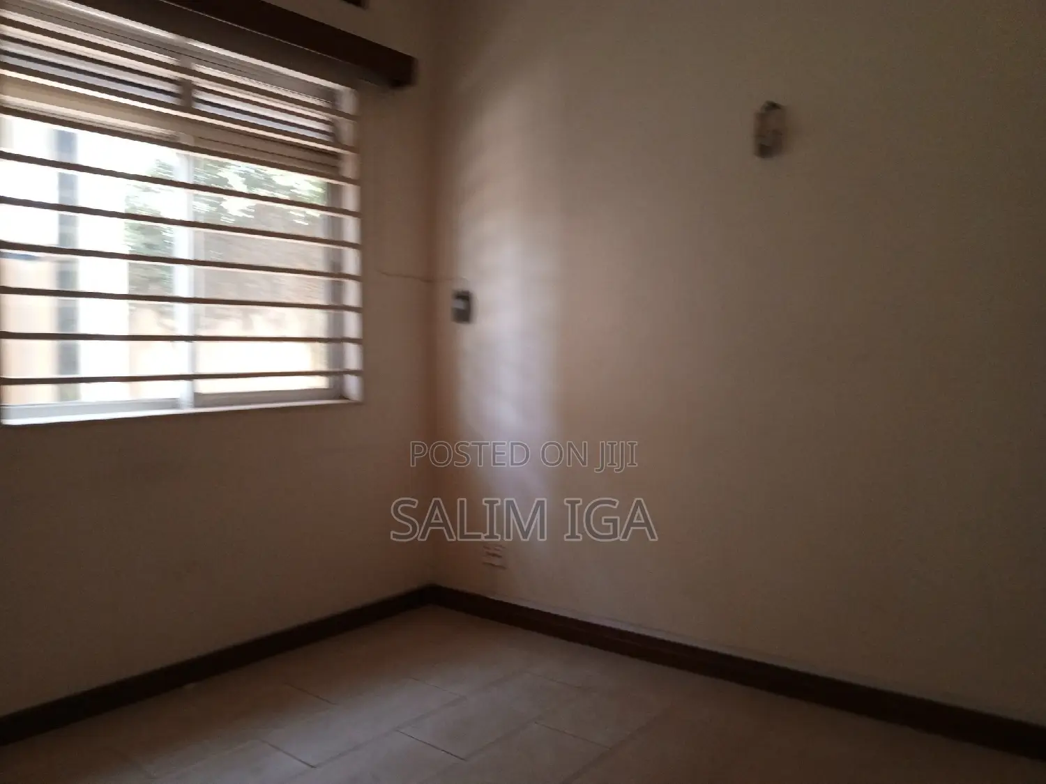 5bdrm Maisonette in Kololo Property, Central Division for rent