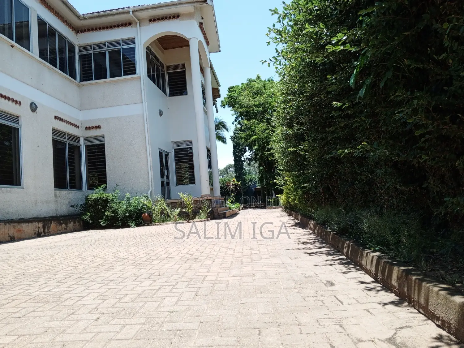 5bdrm Maisonette in Kololo Property, Central Division for rent