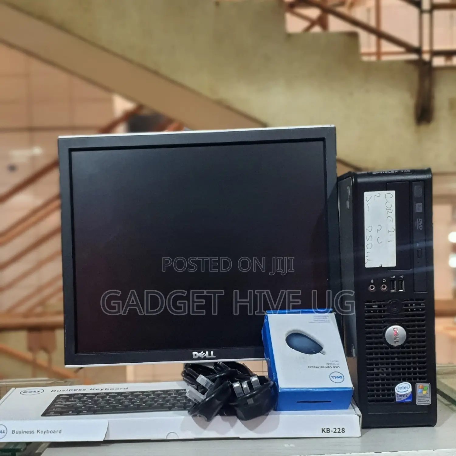 Desktop Computer Dell OptiPlex 780 2GB Intel Core 2 Duo HDD 250GB