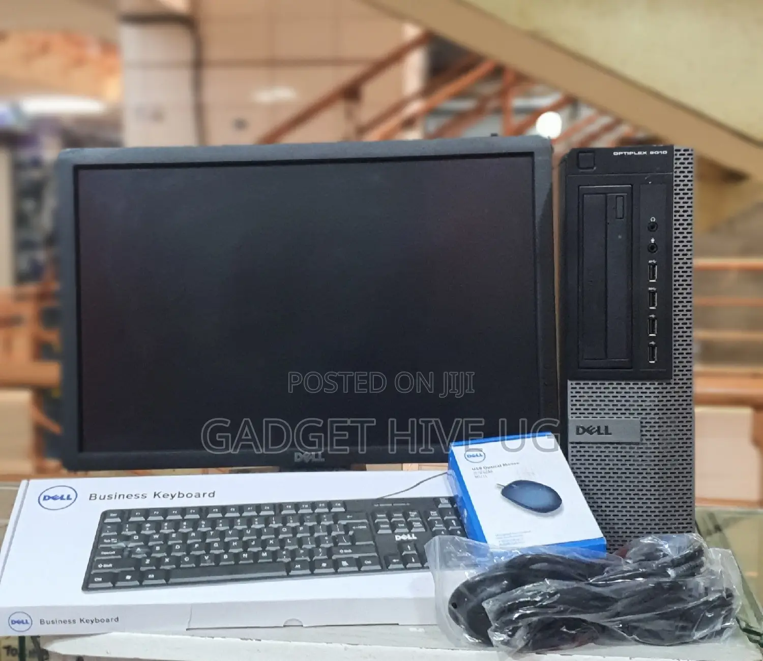 Desktop Computer Dell OptiPlex 380 4GB Intel Core I5 HDD 500GB